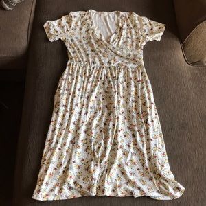 Dress never worn with pockets !